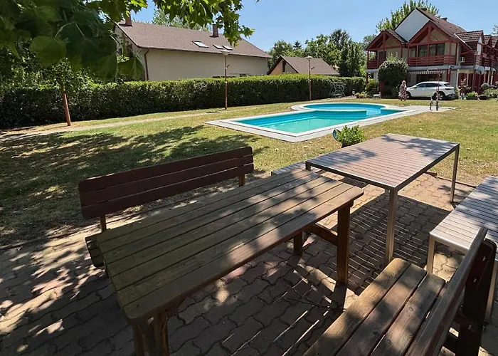 Mimi2 Apartament Zamárdi